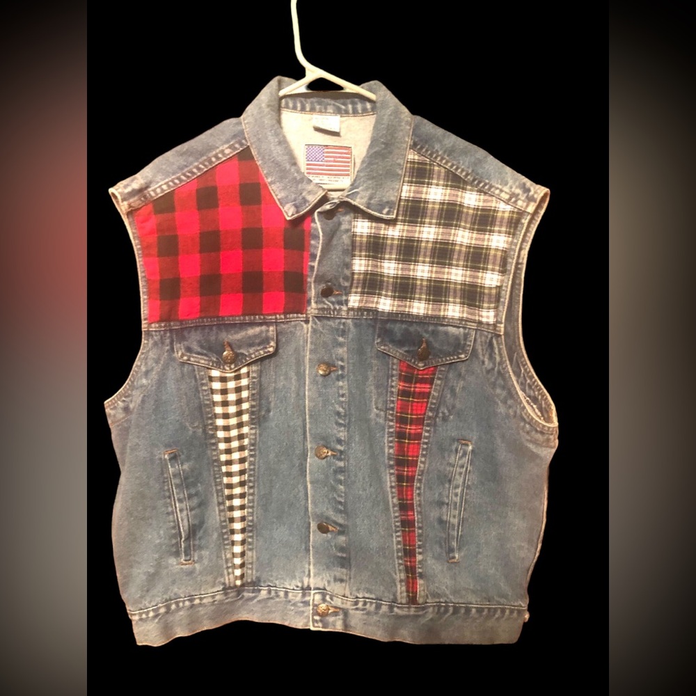 Vintage women's denim and plaid vest. Size XL